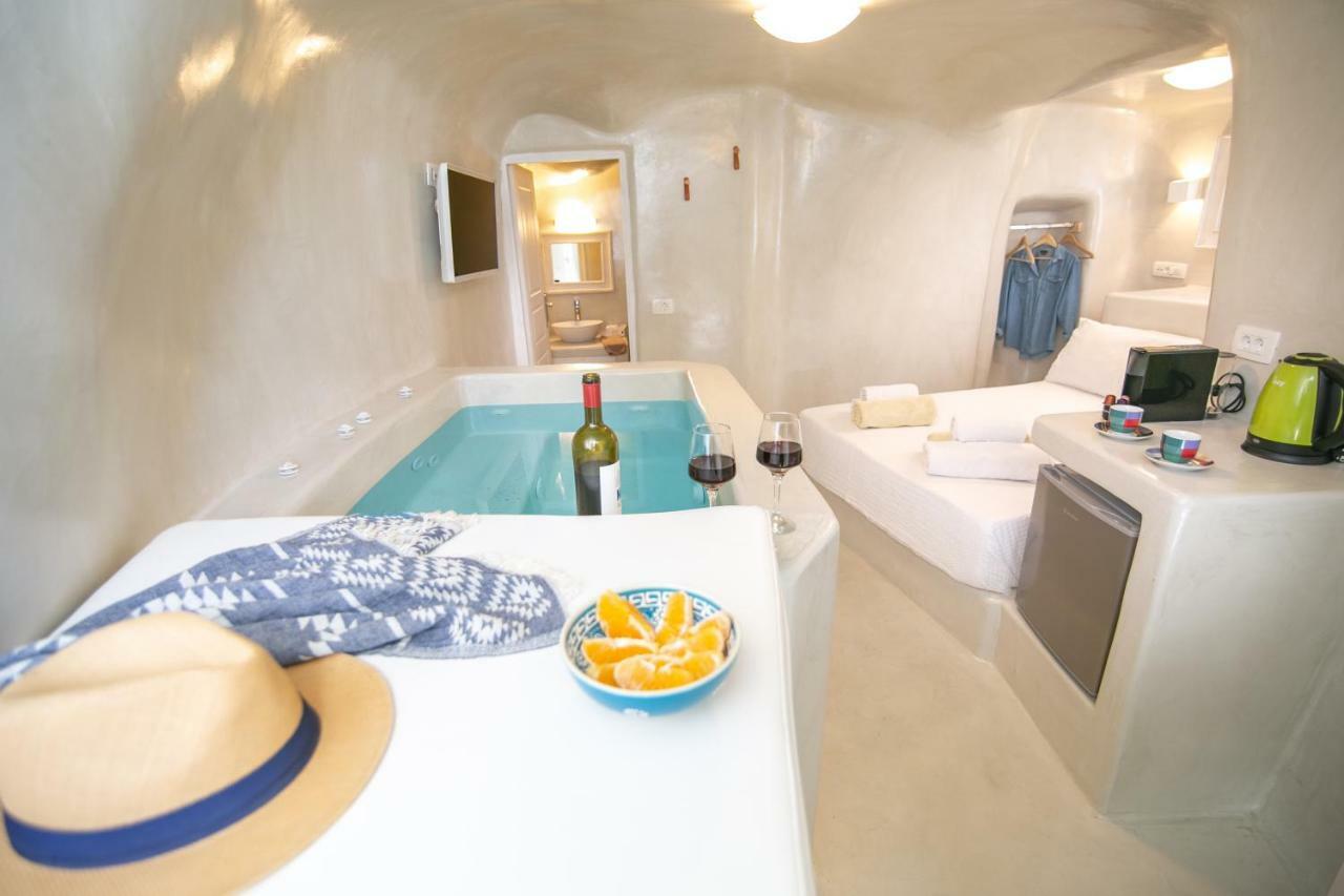 White Cave House Villa Oía Exteriör bild